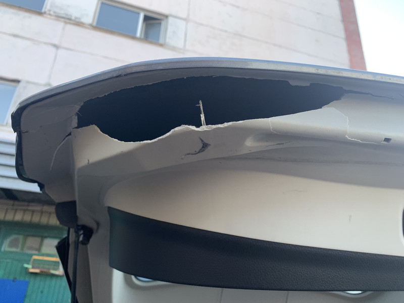 Карта кришки багажника Nissan Rogue 2016 р.  2.5 л бензин Київ