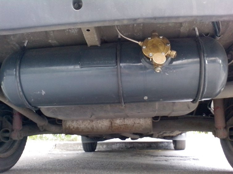 Газовый баллон цилиндр диаметр до 225мм ЗАЗ 1103 Славута  2007 1.2 Бензин Нежин