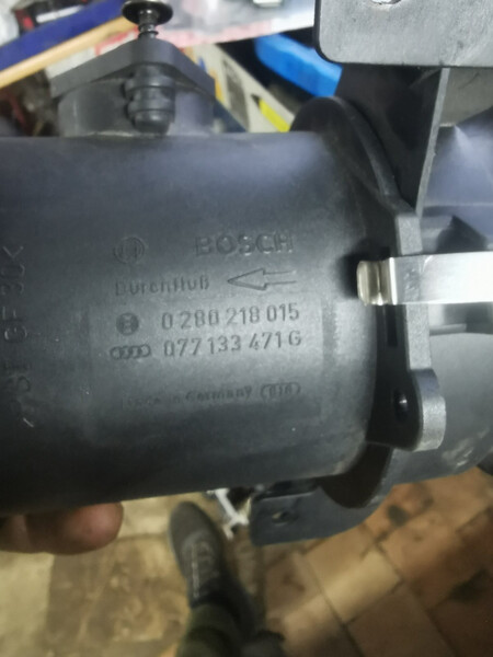 Воздухомер Audi A8 D2 2000 г.  3.7 л бензин Бердичев