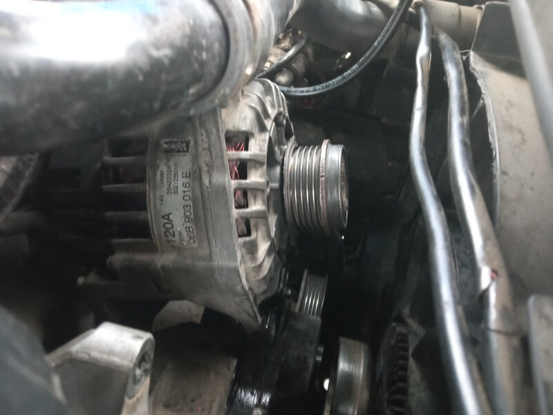 Генератор 120а Audi A6 C5 2002 г.  1.8 л бензин