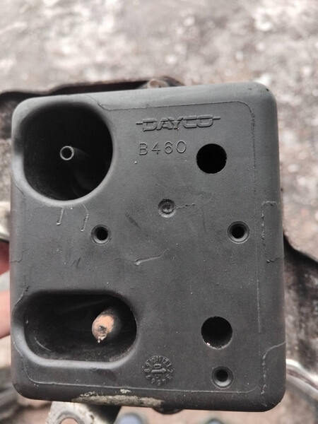 Вакуумный бачек со шлангами Opel Vectra  2015 1.9 Дизель 