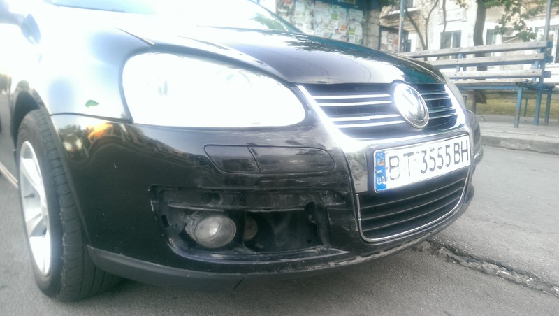 Бампер передний, решётка бампера, фара правая Volkswagen Jetta 5 2007 р.  1.9 л дизель Нова Каховка