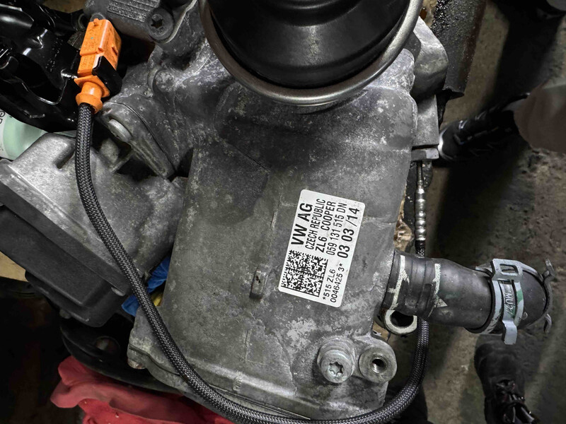 Холодильник егр Audi A8 D4 2014 г.  3.0 л дизель Луцк