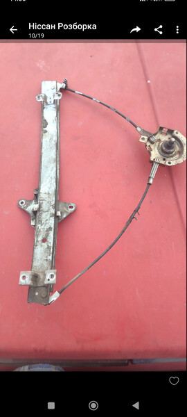 Стеклоподъемник левый Nissan Sunny B12  1988 универсал 1.6 Бензин Оржица