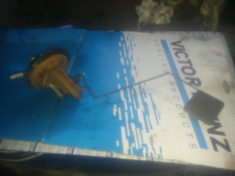 Датчик уровня топлива Opel Vectra A  1993 хэтчбек 1.8 Бензин Бровары