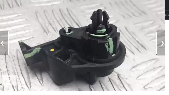 Открытие капота Hyundai Elantra HD  2010 1.8 Бензин Харьков