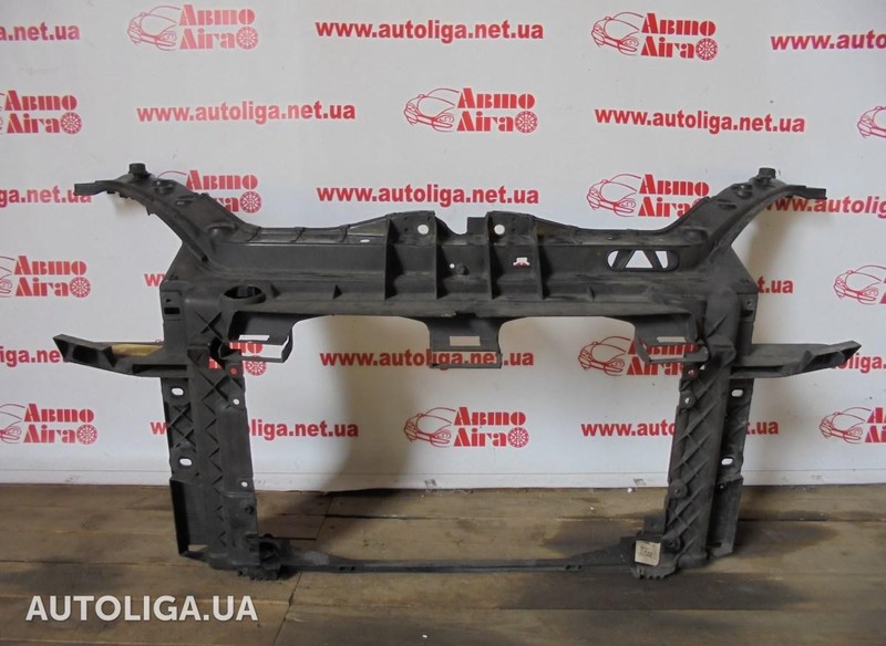 Передняя панель 1518176   Ford Fiesta