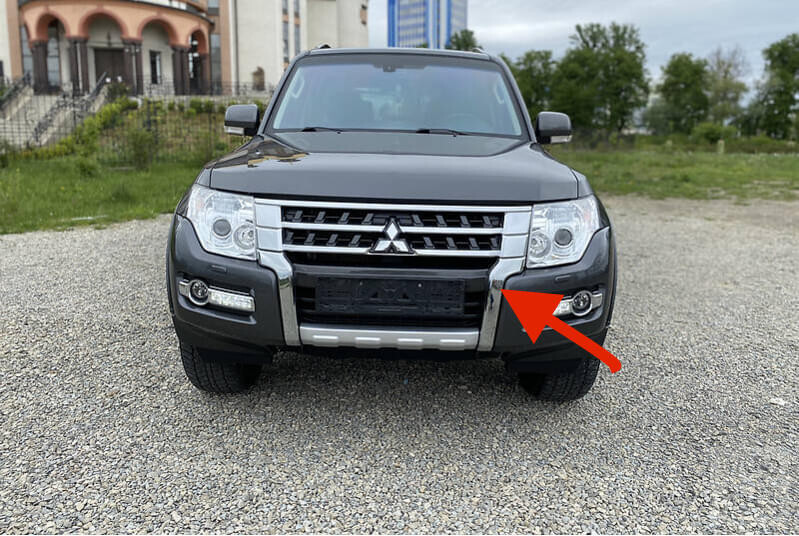 Хромований молдінг mitsubishi pajero Mitsubishi Pajero Wagon  2017 3.2 Дизель Хмельницкий