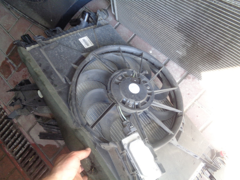 Диффузор в сборе Ford Focus 3  2013 2.0 Бензин Одесса