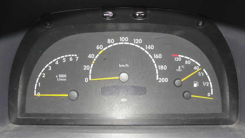 Панель приборов Mercedes Vito CDI 2001 г.  2.1 л дизель Шостка