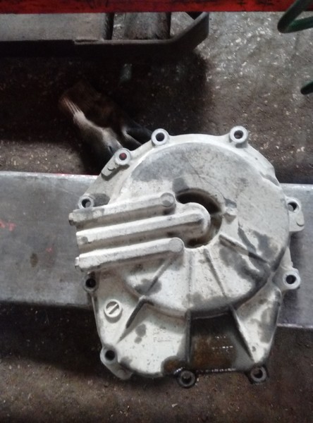 Крышка акпп задняя Mitsubishi Carisma  1998 1.8 Дизель Одесса