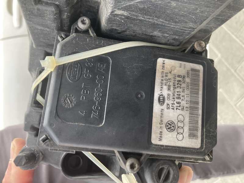 Блок розжига ксенона Skoda Octavia A5  2009 универсал 2.0 Дизель 