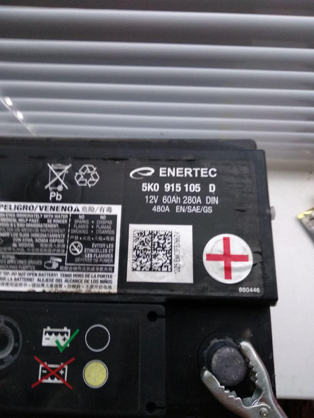 Аккумулятор Volkswagen Jetta 6  2015 1.8 Бензин Киев