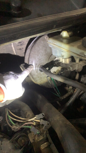 Вакуумный усилитель тормозов Opel Vivaro  2004 Киев