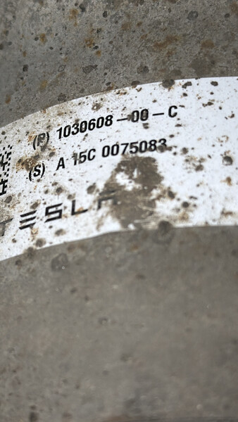 Пневмостойка передняя левая полный привод Tesla Model S  2015 85.0 Электро Львів