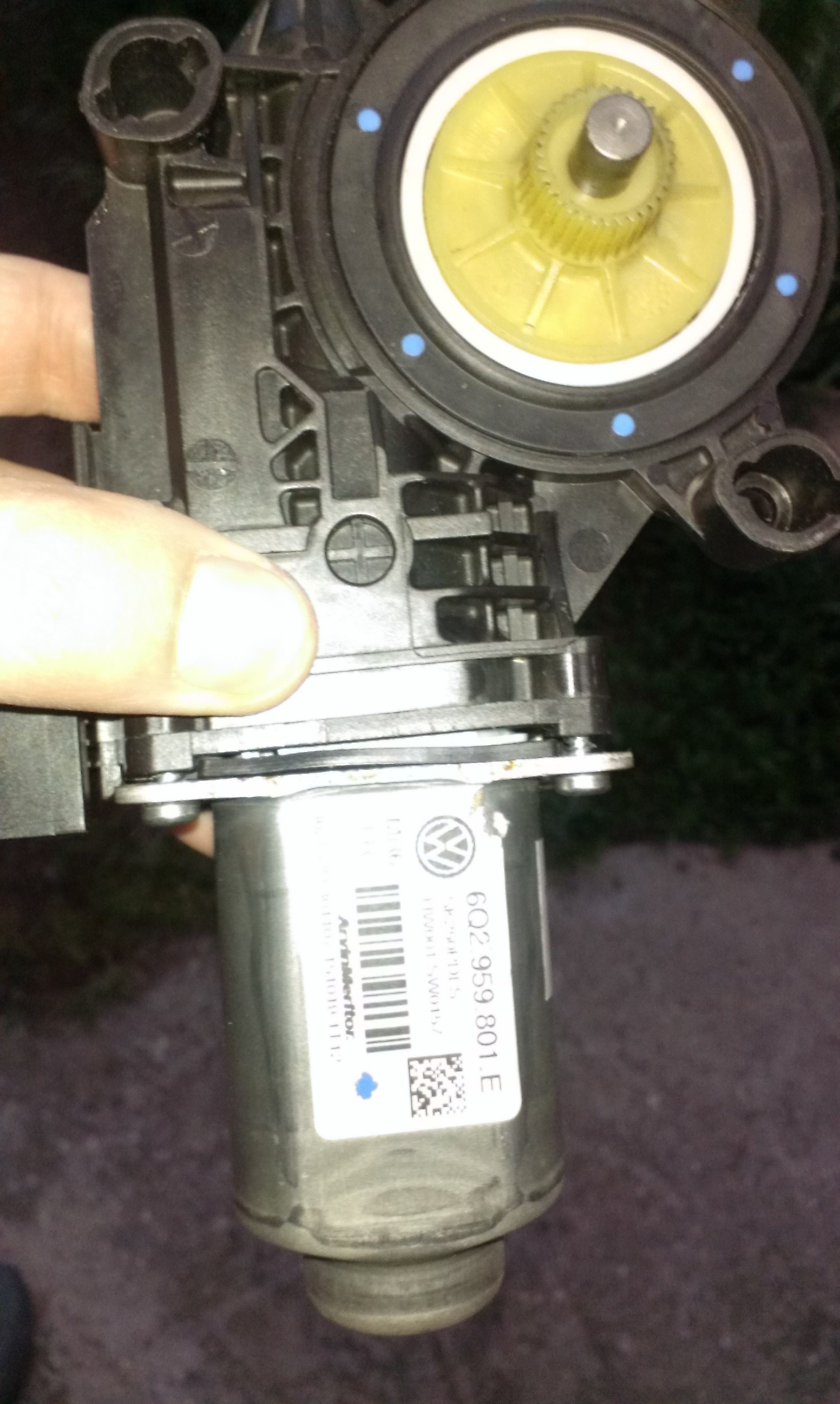 Стеклоподъемник 6Q2.959.801E   Skoda Fabia, Skoda Roomster, Volkswagen Polo, Volkswagen T5 (Transporter)