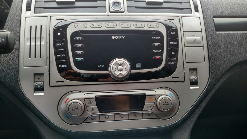 Рамка магнитолы и климат контроля Ford Kuga  2012 2.0 Дизель Киев