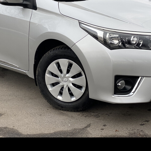 Ковпак Toyota Corolla  2014 1.6 Бензин 