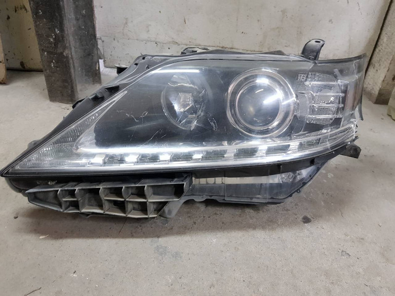 Фара передняя ксенон Lexus RX 2013 г.  3.5 л бензин Киев