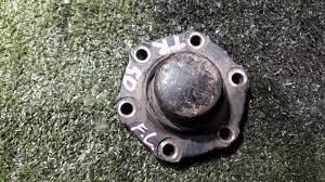 Кришка на хаб ступиці передній 2 шт Nissan Kingcab  2003 2.5 Дизель Вараш