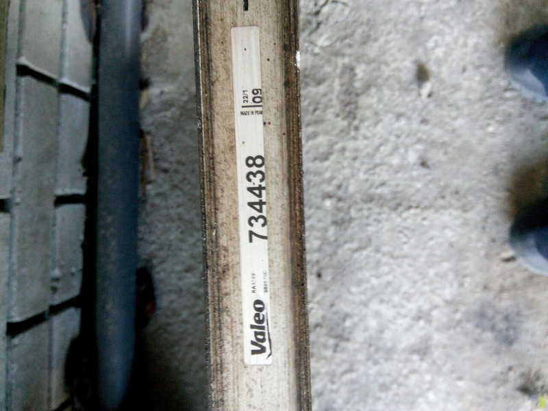 Радиатор 734438   Renault Megane