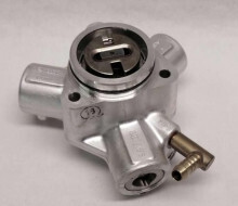 Топливный насос высокого давления Volkswagen Golf 4  2002 хэтчбек 1.6 Бензин Кривой Рог