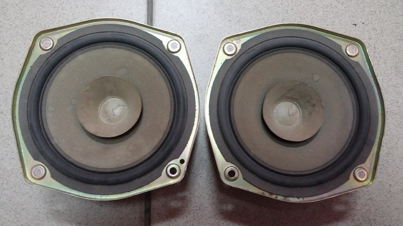 Динамік автомагнітоли Nissan Almera N16 2003 1.5 Бензин 