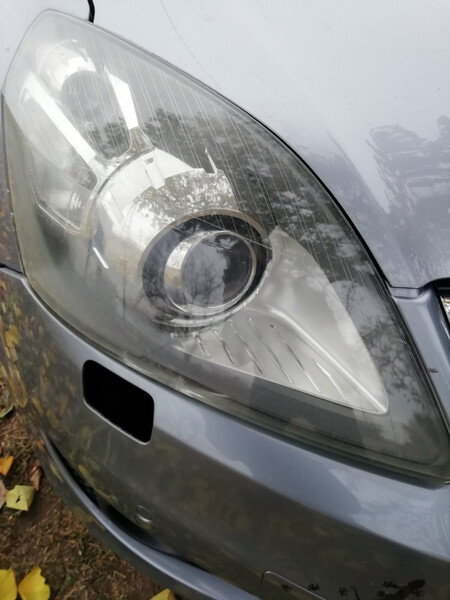 Фара передняя Opel Zafira B универсал 2008 г.  2.5 л бензин