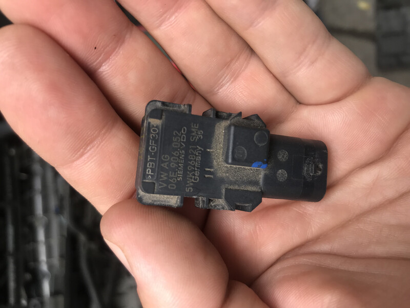 Датчик давления трубки вторичного воздуха Volkswagen Passat CC  2013 Киев