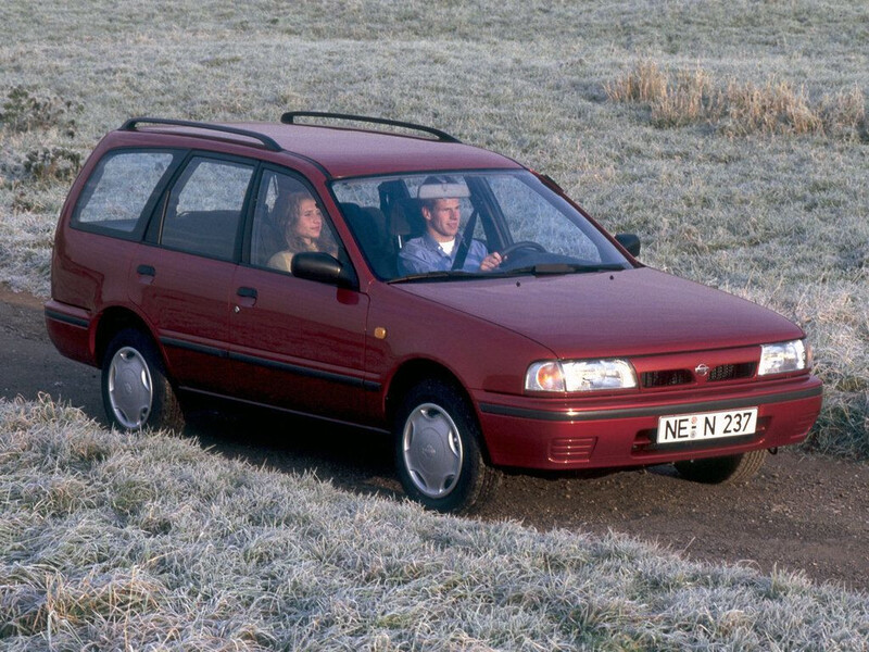 Крылья передние Nissan Sunny Y14 1991 универсал 1.6 Бензин Хмельницкий