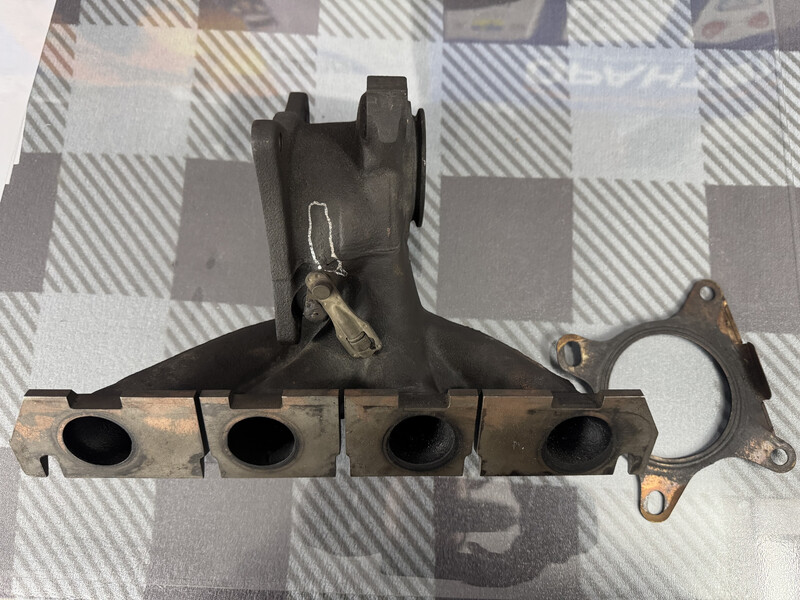 Выпускной коллектор (без турбины) Volkswagen Passat B6  2008 1.8 Бензин Одесса