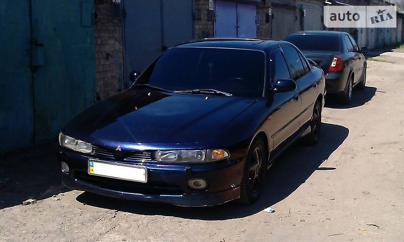 Противотуманки Mitsubishi Galant  1996 1.8 Бензин Одесса
