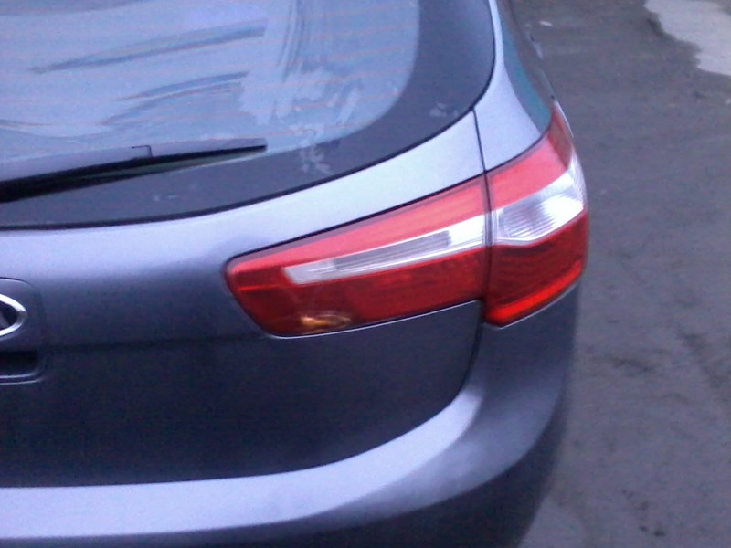 Задний правый стоп внутренний Kia Rio хетчбек 2012 1.4 Бензин Торецьк