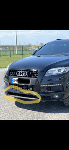 Решетка бампера нижняя Audi Q7  2012 3.0 Бензин Одесса
