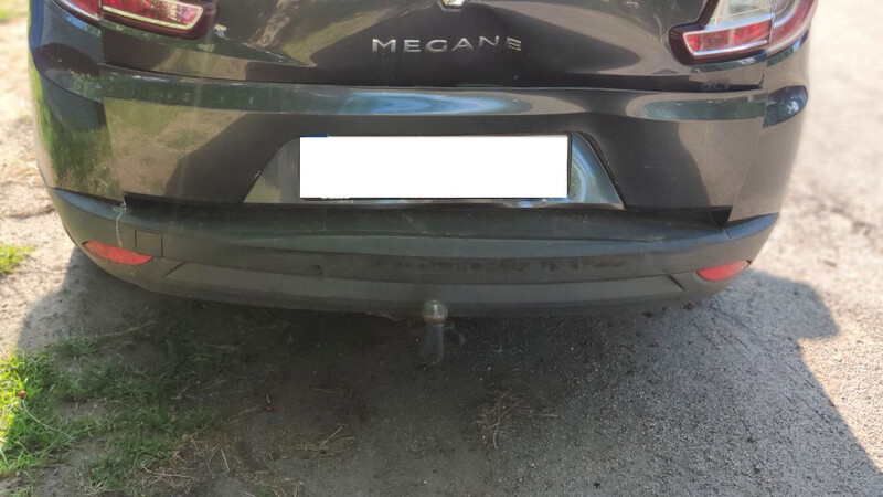 Бампер задний центральная часть Renault Megane 3 универсал 2010 г.  1.5 л дизель Корсунь-Шевченковский