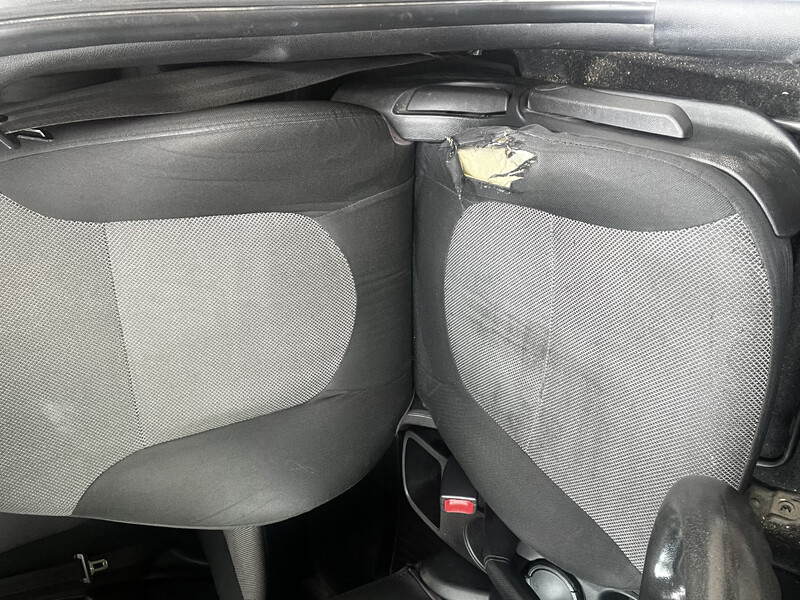 Переднее сиденье Hyundai Accent  2012 1.4 Бензин Киев