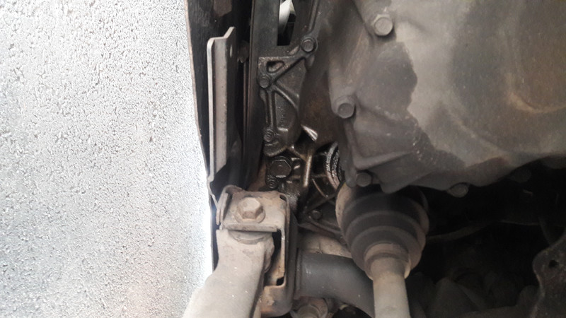 Сальник кпп Mitsubishi Lancer X  2007 2.0 Бензин Харьков