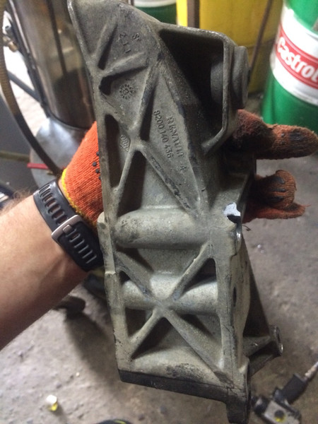 Кронштейн Renault Espace 4 2004 г.  2.2 л дизель Львов