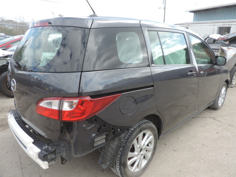 Бампер задний Mazda 5  2013 2.5 Бензин Хмельницкий