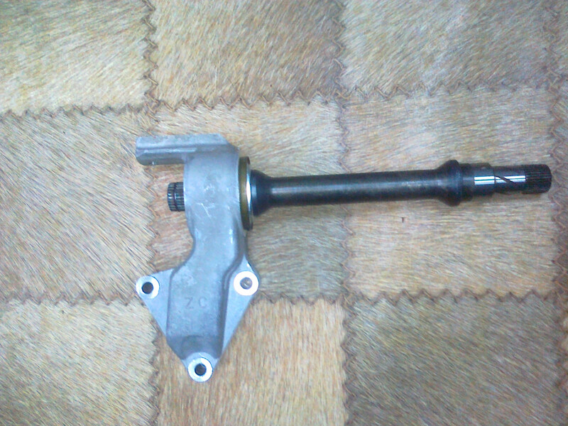 Піввісь проміжна права Chevrolet Evanda  2006 2.0 Бензин 