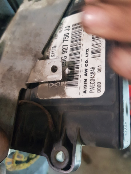 Блок управління АКПП 09G927750JJ   Volkswagen Passat