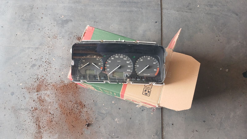 Панель приборов Volkswagen Passat б4 универсал 1995 г.  1.9 л дизель
