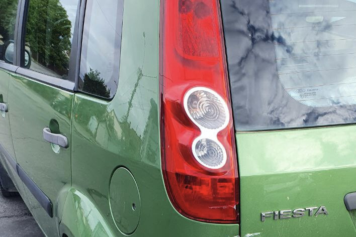 Задній лівий стоп Ford Fiesta  2008 хэтчбек 1.3 Бензин Ужгород