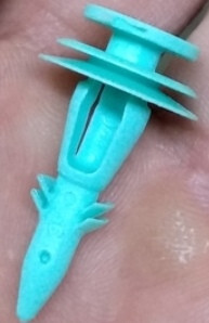 Пистон обшивка крышки багажника Jeep Grand Cherokee  2011 Винница