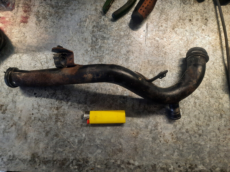 Патрубок отопителя Peugeot 307  2002 хэтчбек 2.0 Бензин Киев