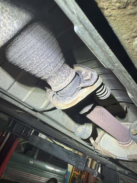 Ремонтный фланец/воротник и прокладка Nissan Tiida C11  2007 хетчбек 1.6 Бензин 