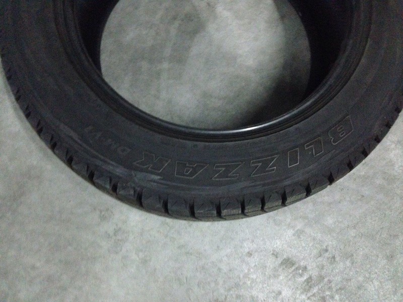 Шины зимние Lexus RX 2015 г.  Киев