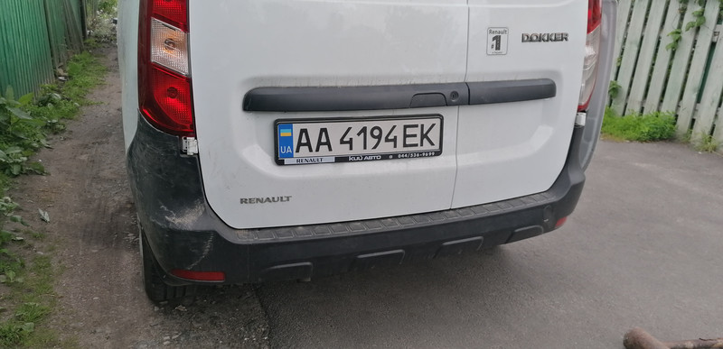 Бампер задний оригінал Renault Dokker  2017 хэтчбек 1.5 Гибрид Киев