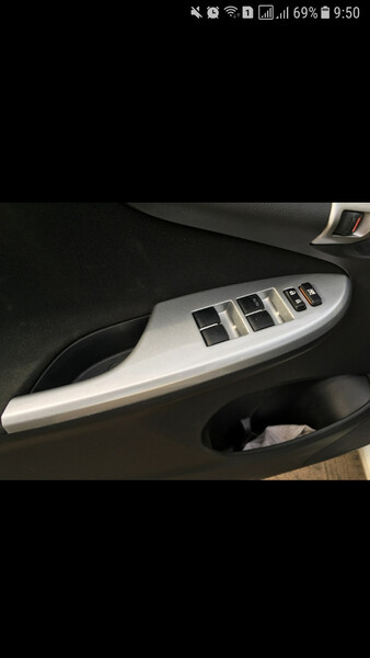 Серые вставки дверных карт Toyota Corolla E140  2008 1.6 Бензин Киев