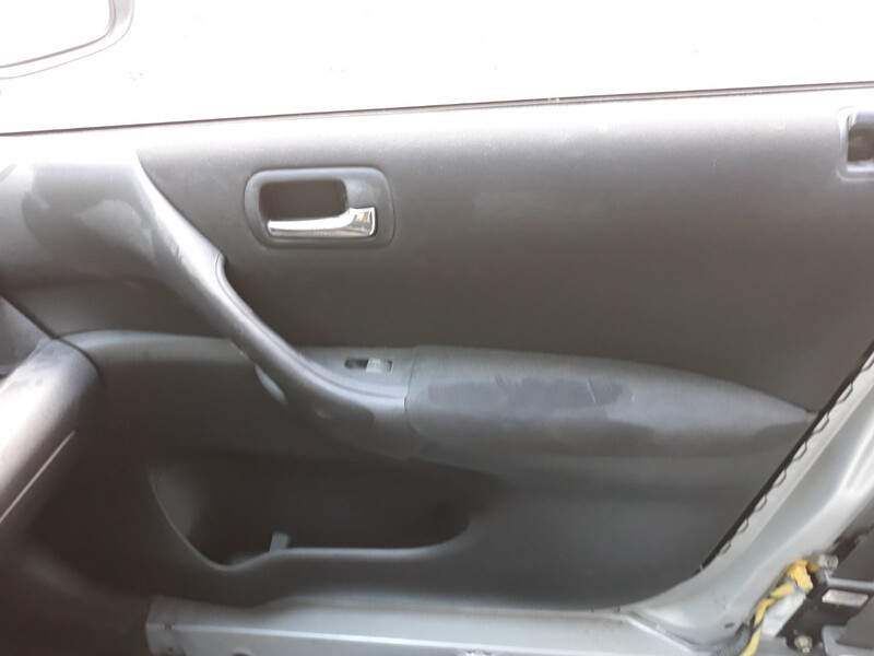 Левая передняя карта двери Honda Civic 7  2004 хэтчбек 1.6 Бензин Киев
